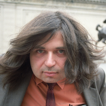 Frank J. Oteri at the American Academy of Arts and Letters in 2003